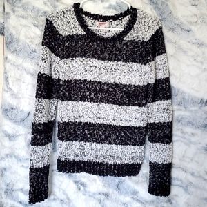 Arizona Jean Co. Sweater